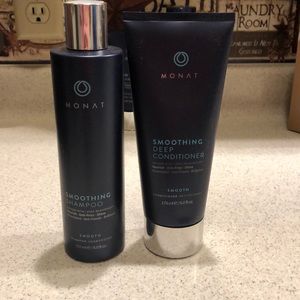 Monat shampoo and conditioner set